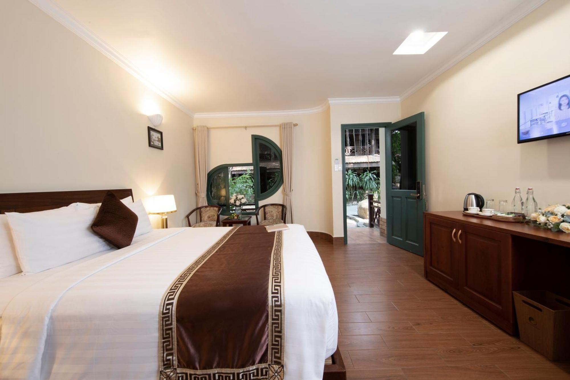 Thuan An Phuong Nam Resort מראה חיצוני תמונה